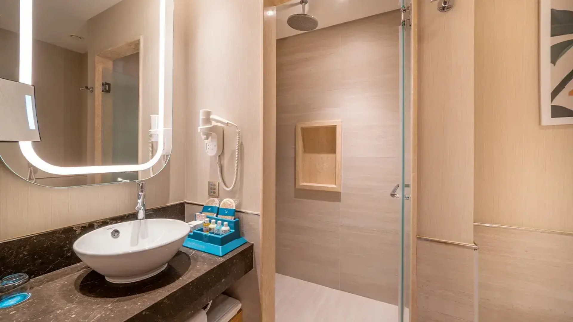 Отель Liberty Fabay