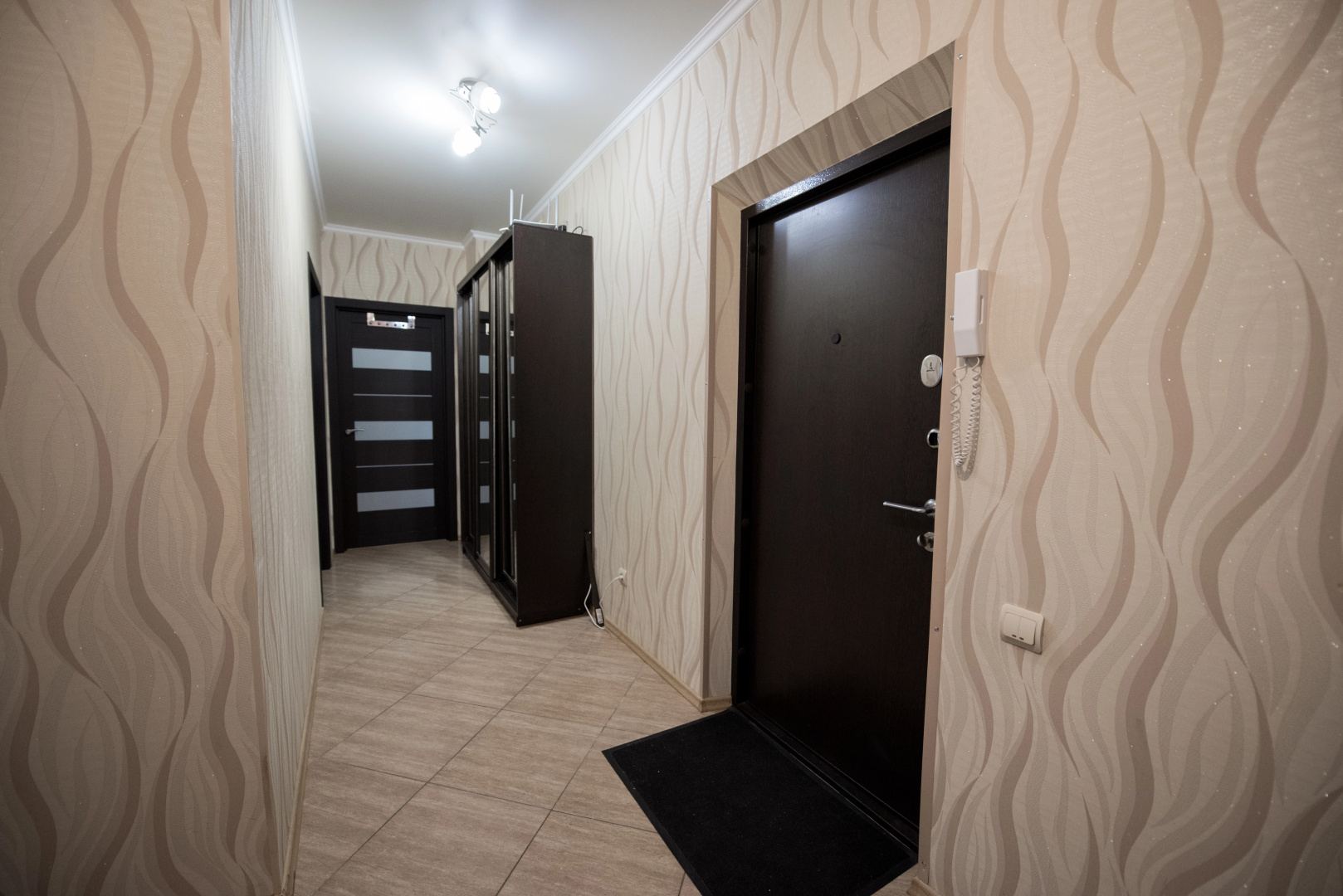 Апартаменты Smile Apartments 2х комнатные в самом центре Западного жилмассива