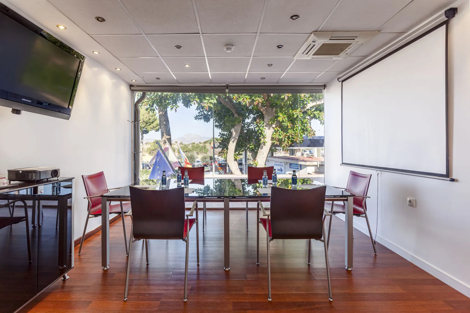 Отель Hospedium Hotel Abril