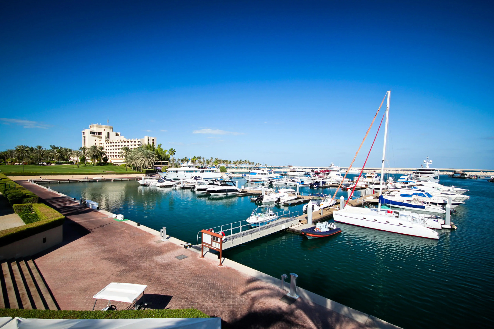 Курортный отель JA The Resort - JA Lake View