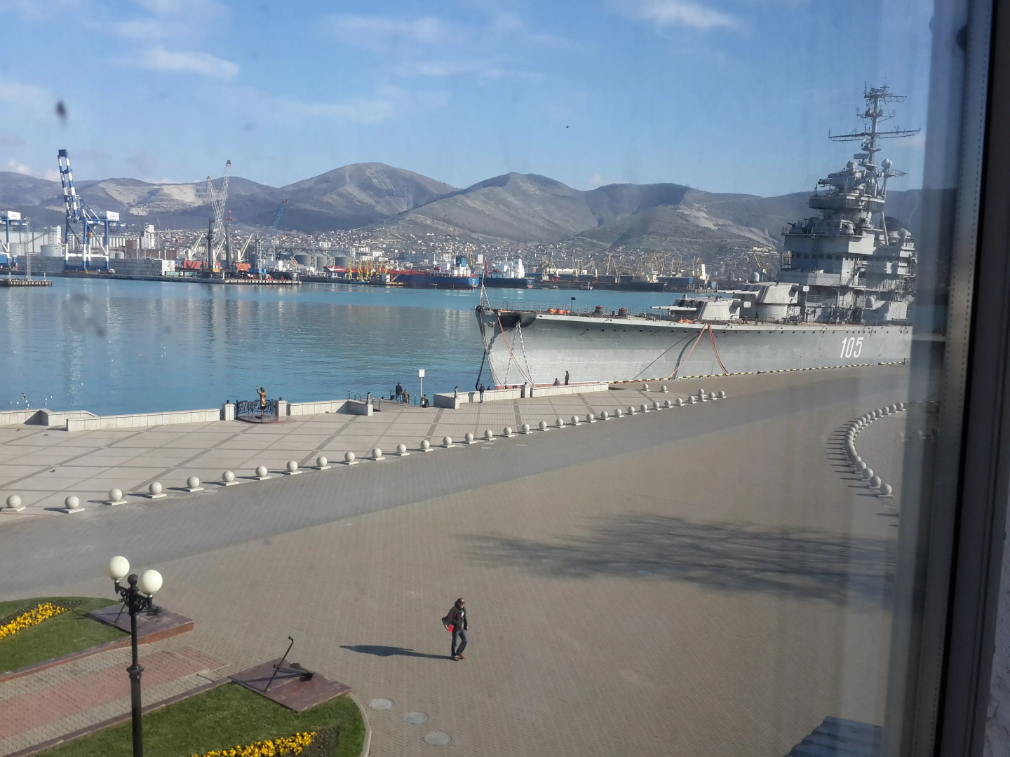 Квартира Маяк с Видом на Море и Крейсер