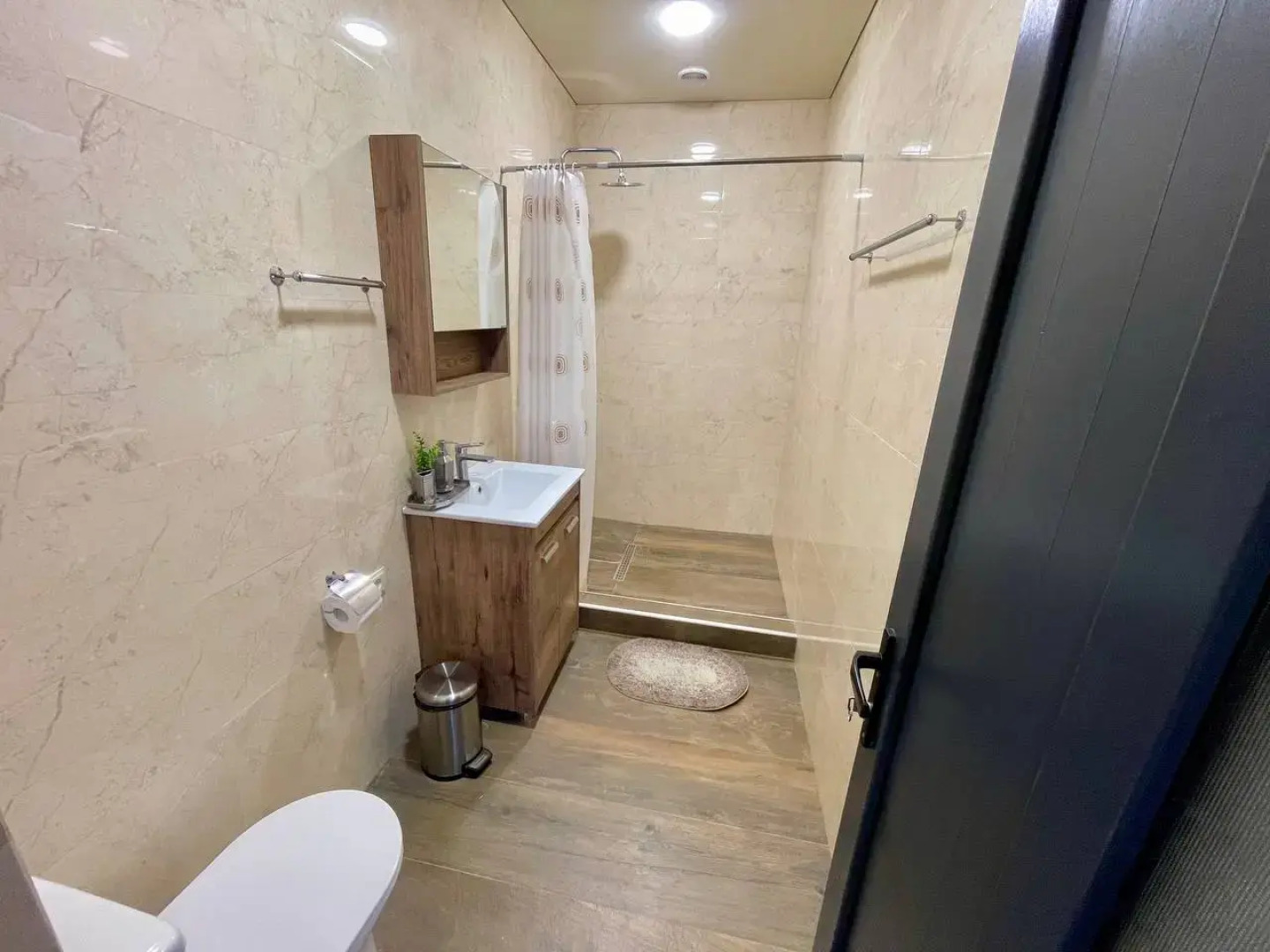 Вилла Mughni Family House