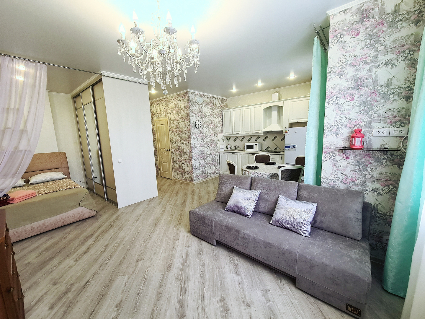 Апартаменты Красный Путь 101