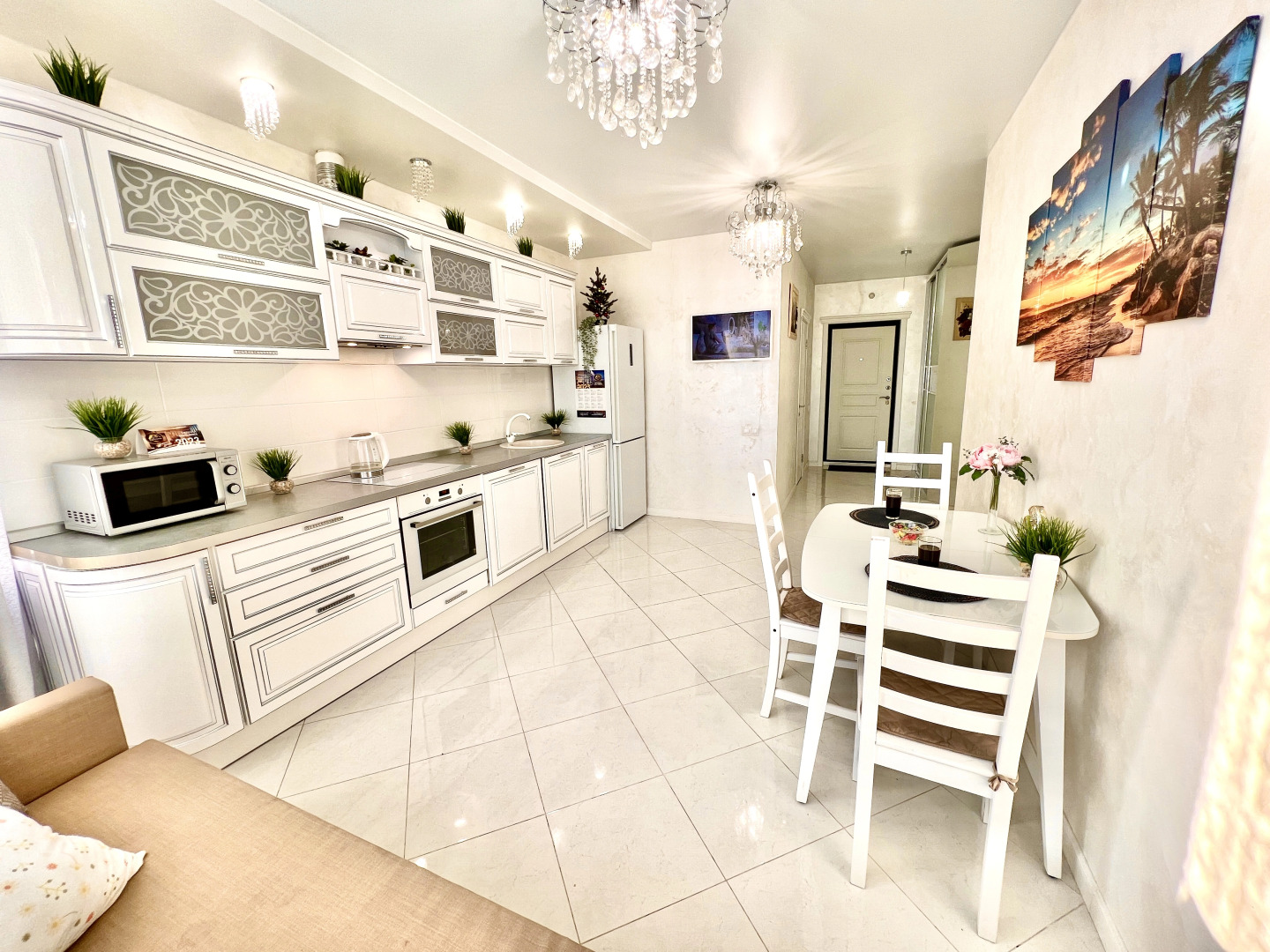 Апартаменты на Ново-Садовой, 106 (лит. О)  с видом на реку Волгу