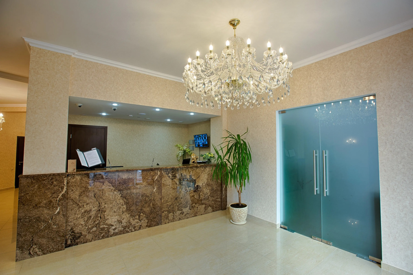 Отель Соната