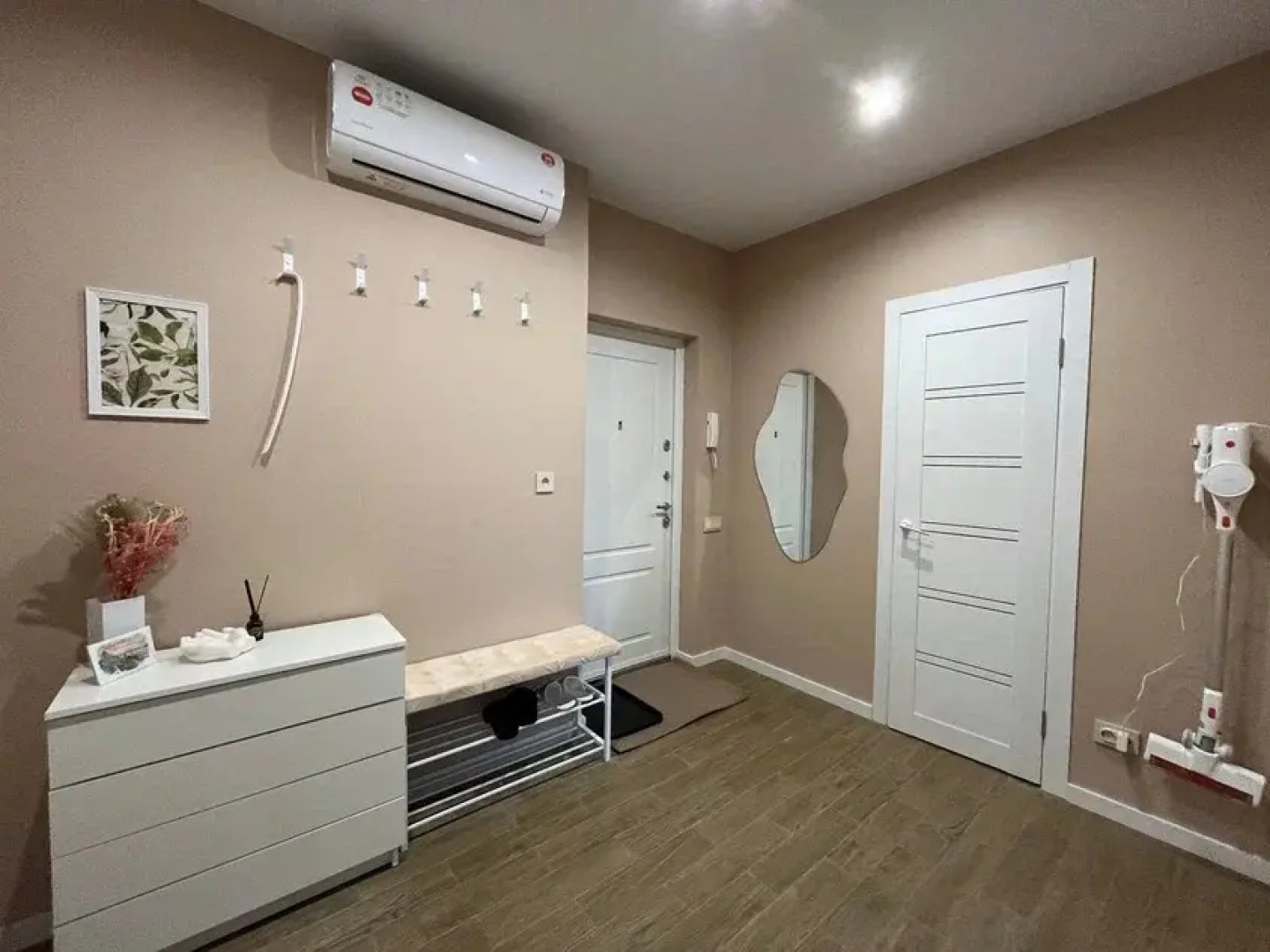 Апартаменты ДзенХоум на Оранжерейной