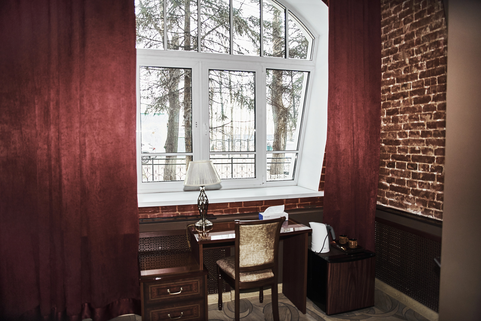 Отель Империал