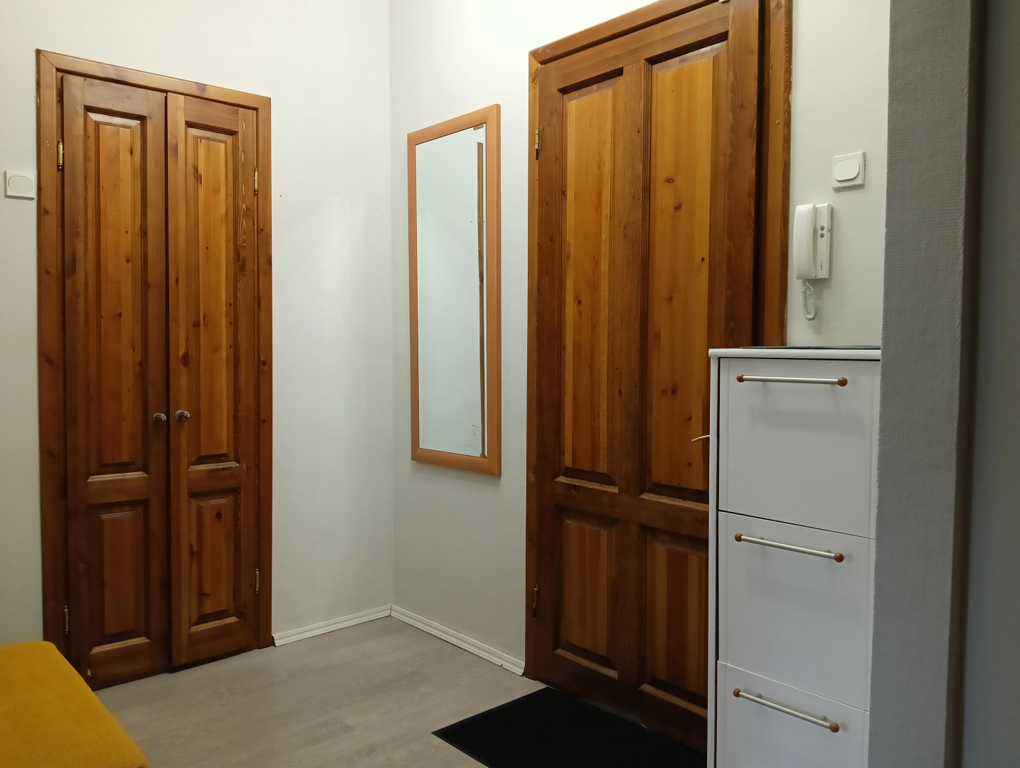 Квартира Ваш Рантье на Кольском 19 близ Долина Уюта