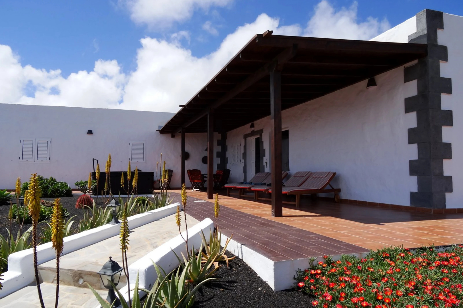 Aloe In Teseguite On Lanzarote Chalet
