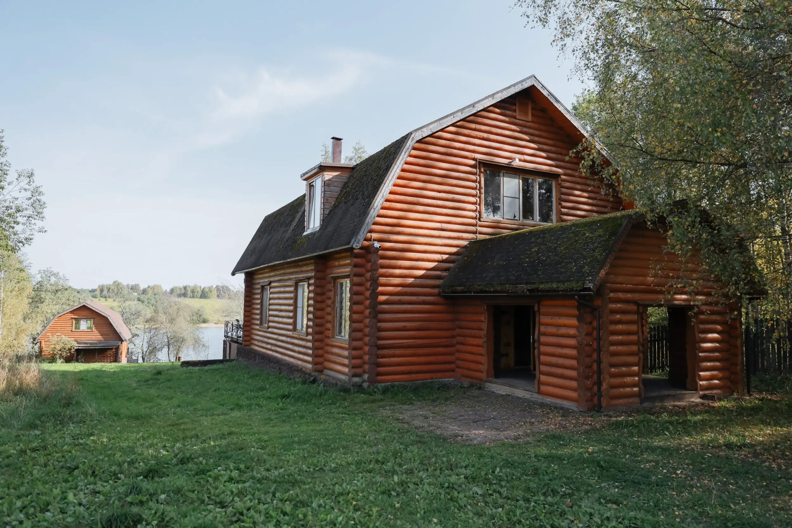 Частный Дом на Берегу "ГНЕЗДИЛО-ВО!"