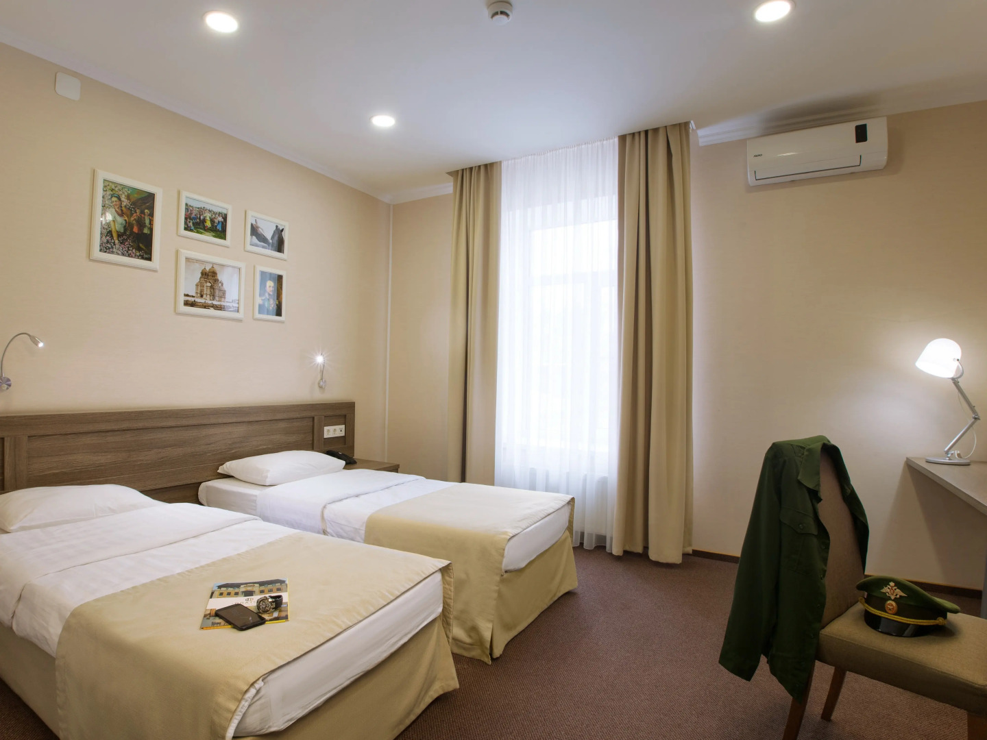 Отель Платов