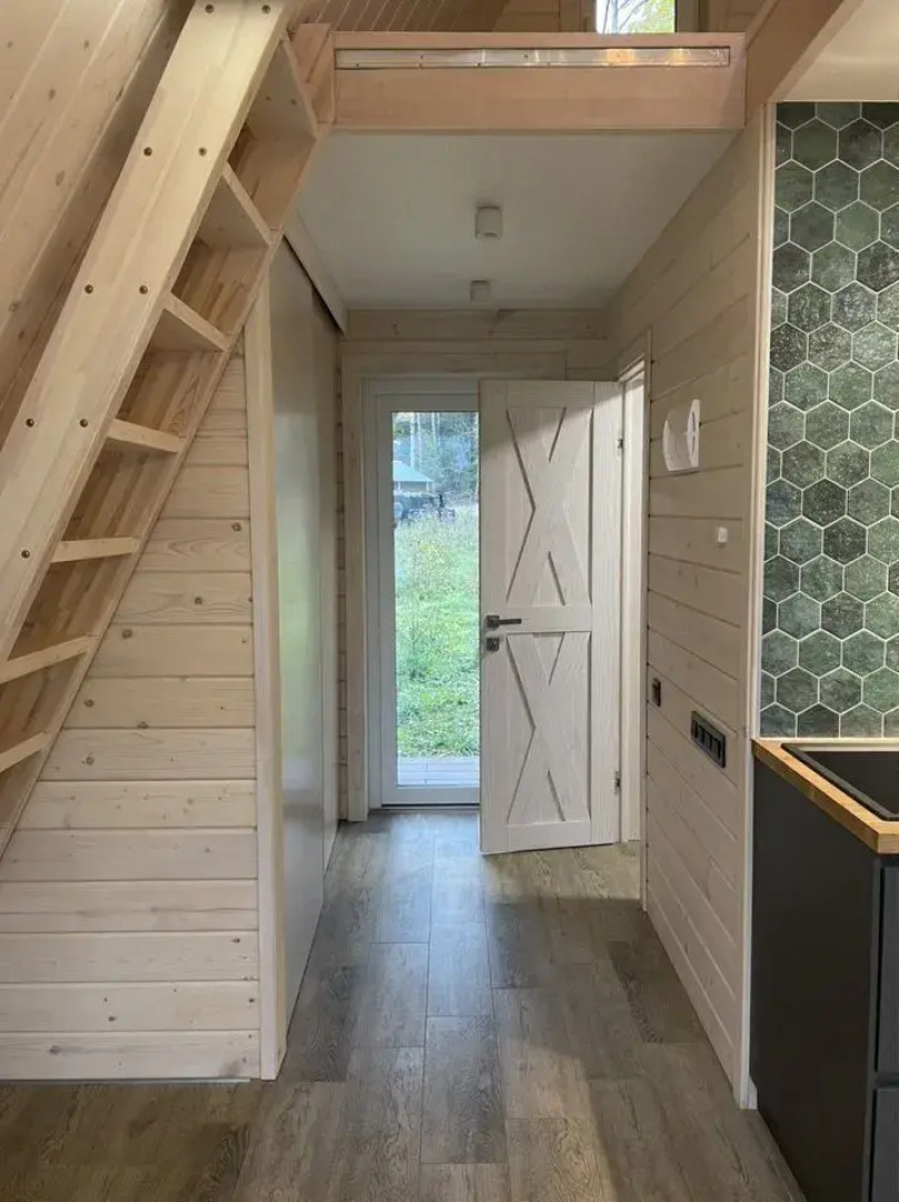 Частный дом на на берегу реки Руза