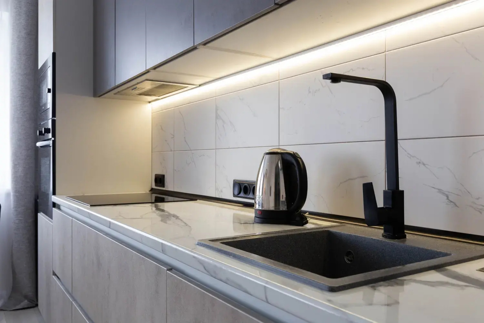 Апартаменты SleepNsk Красивая Трешка Около Аквапарка