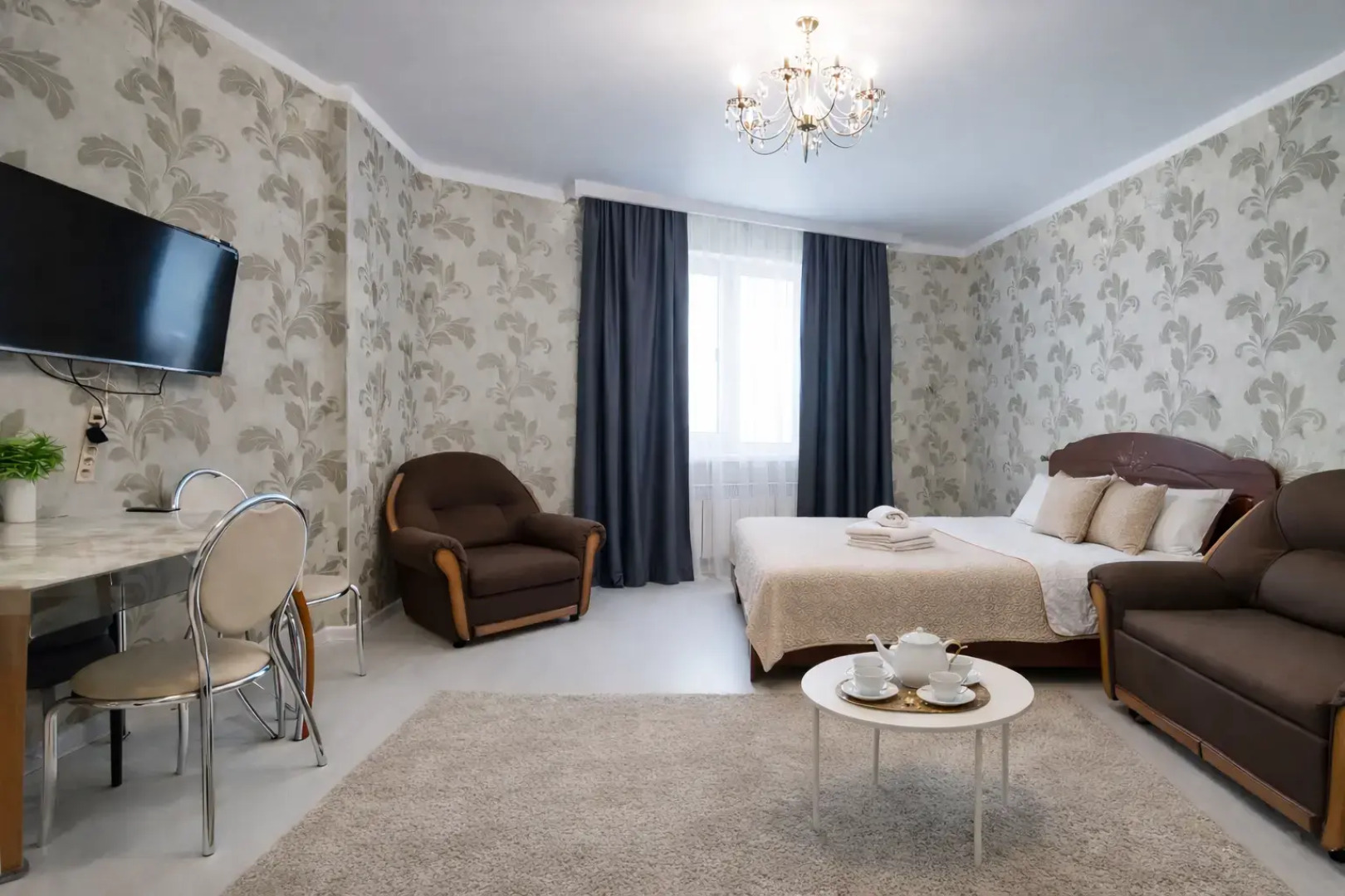 Апартаменты  с 2-мя кроватями и одноместный диван в центре Астаны