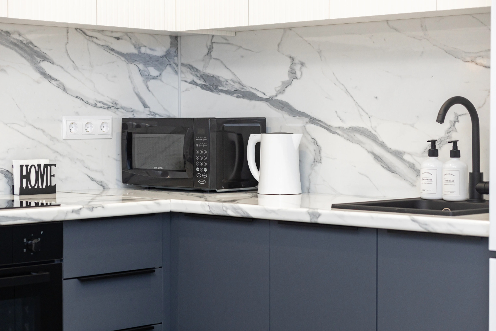 Квартира стильная студия рядом с метро Горки