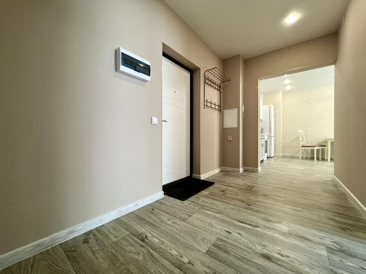 Квартира Евро 3-ком на Смирнова 3 (кв. 185)