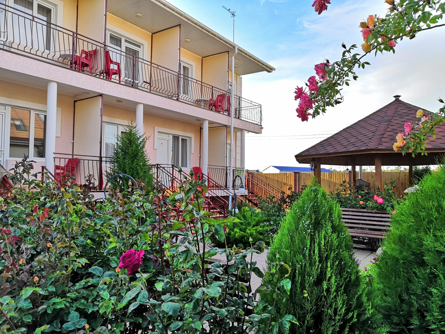 Гостевой Дом Уютный Дворик