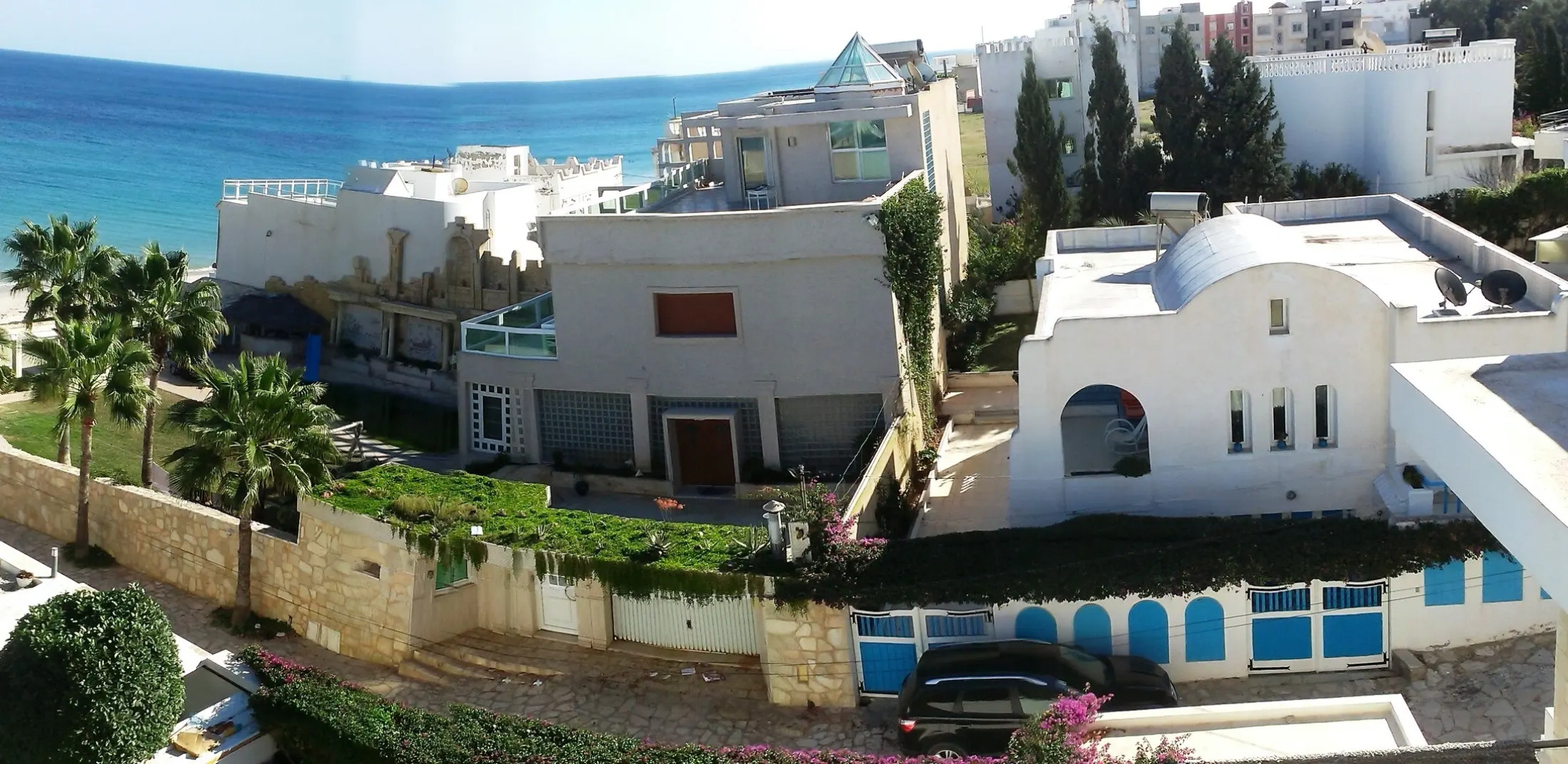 Вилла Азаиза