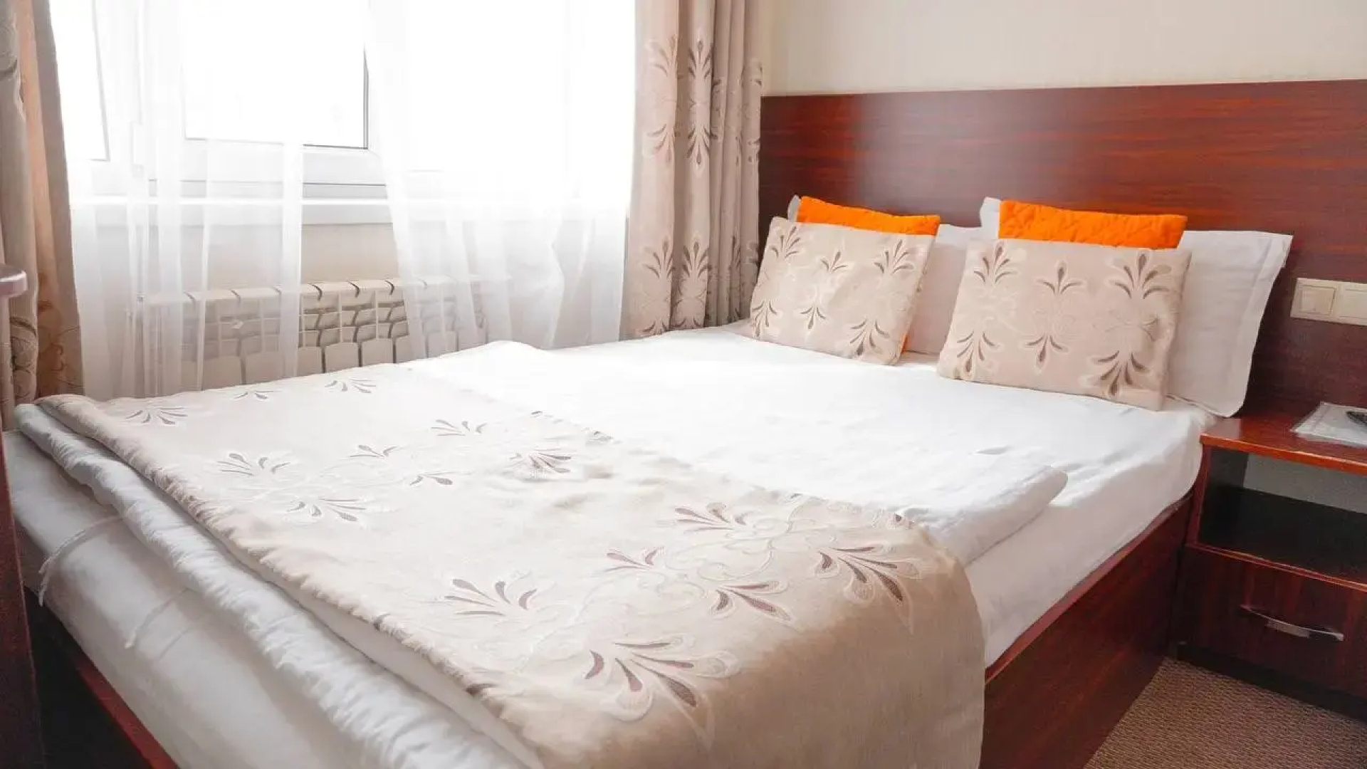 Silk Way Inn