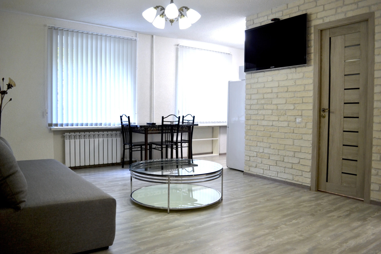 Апартаменты Лесопильная 68