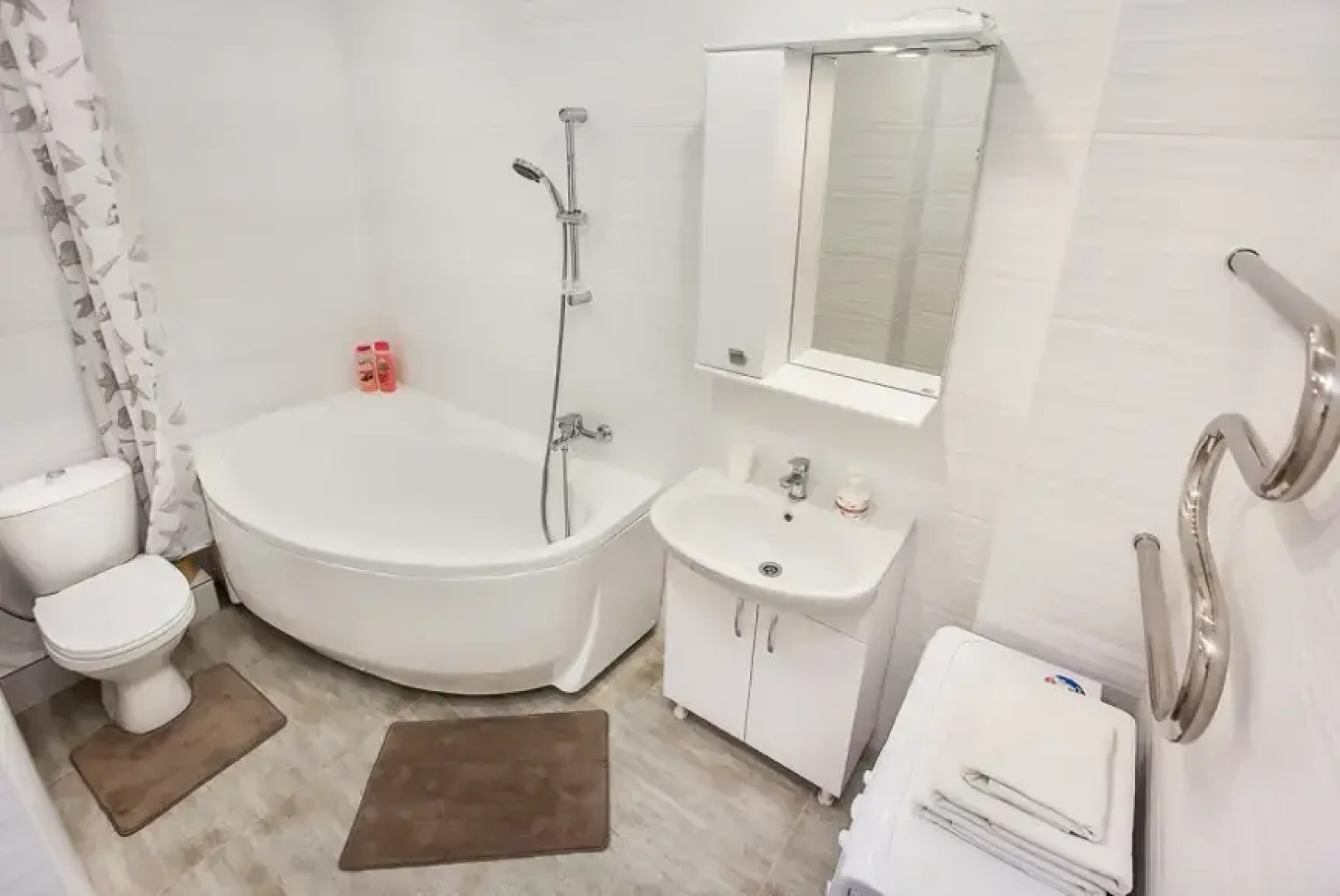 Квартира Двухкомнатная Революционная 13а