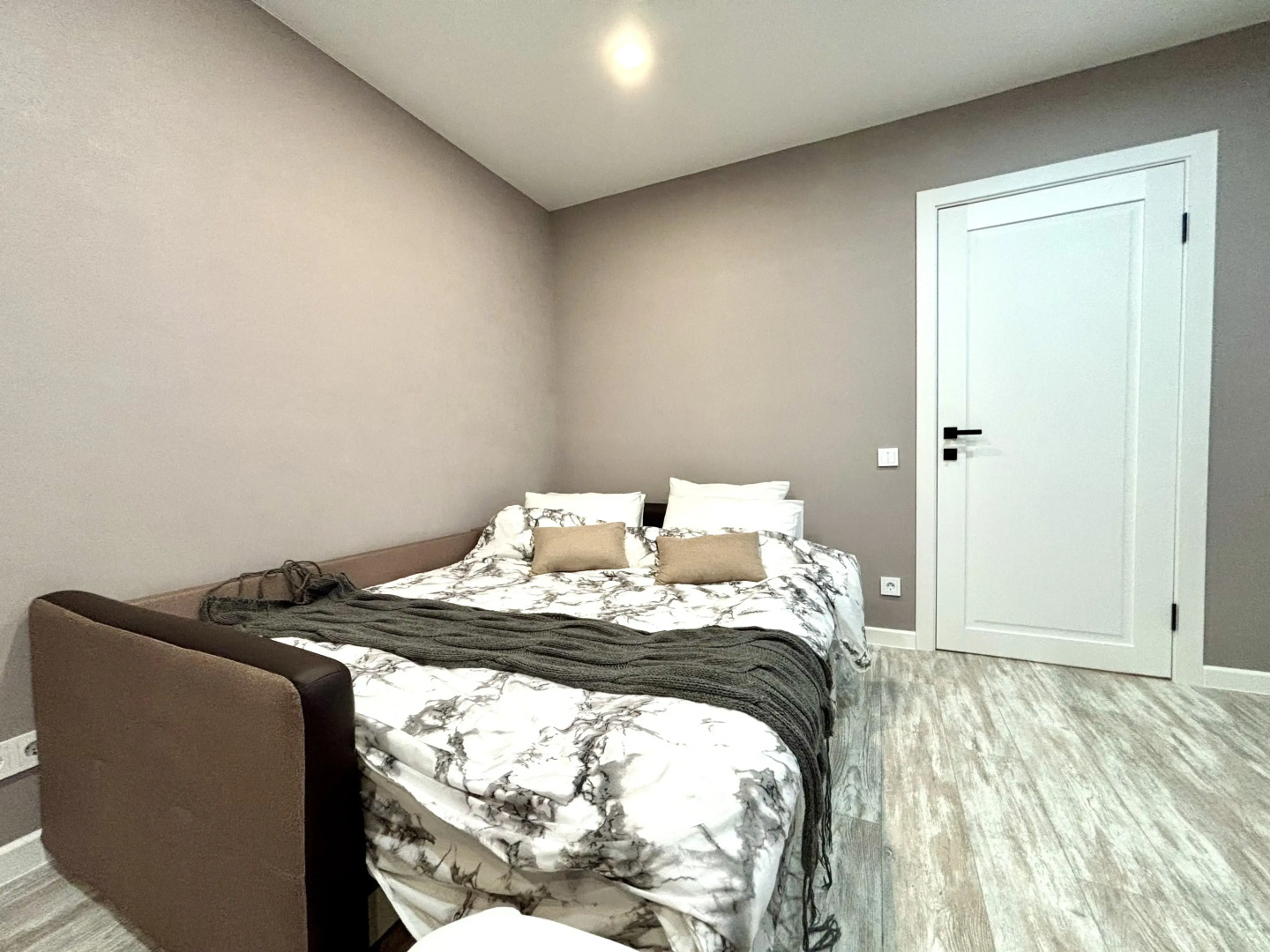 Апартаменты с дизайнерским ремонтом  возле Калужских Терм и рядом с Музеем Космонавтики