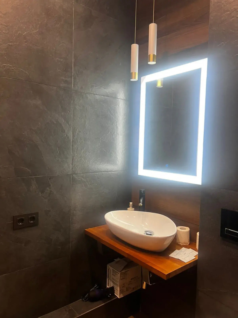 Апартаменты 1002 Верхнеторговая Площадь 4