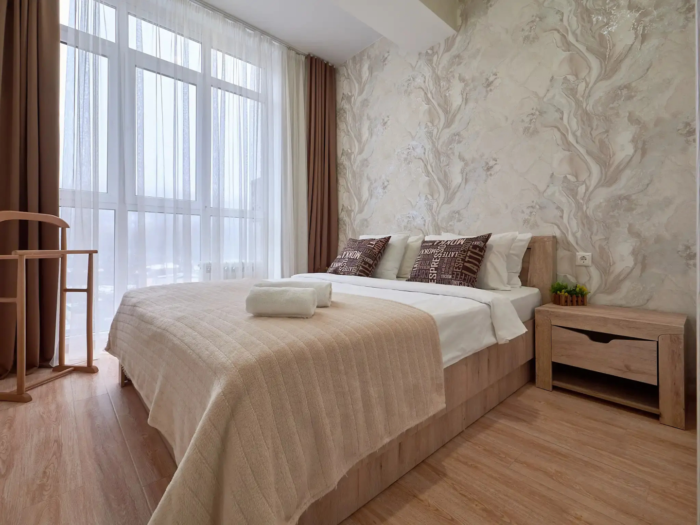 Апартаменты «Колокольчик» Ирины Савельевой с видом на горы у входа в Национальный Парк