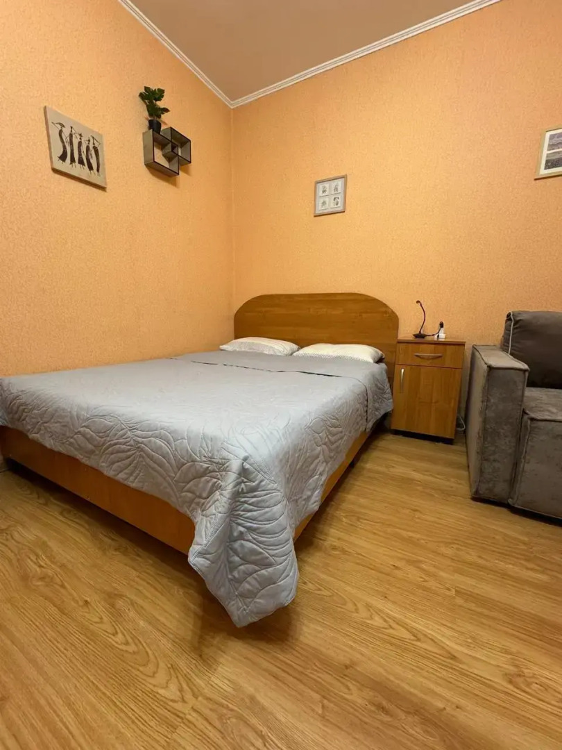 Квартира рядом с ЖД вокзалом