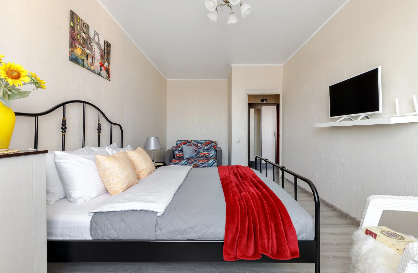 Апартаменты на улице Коммунаров 270