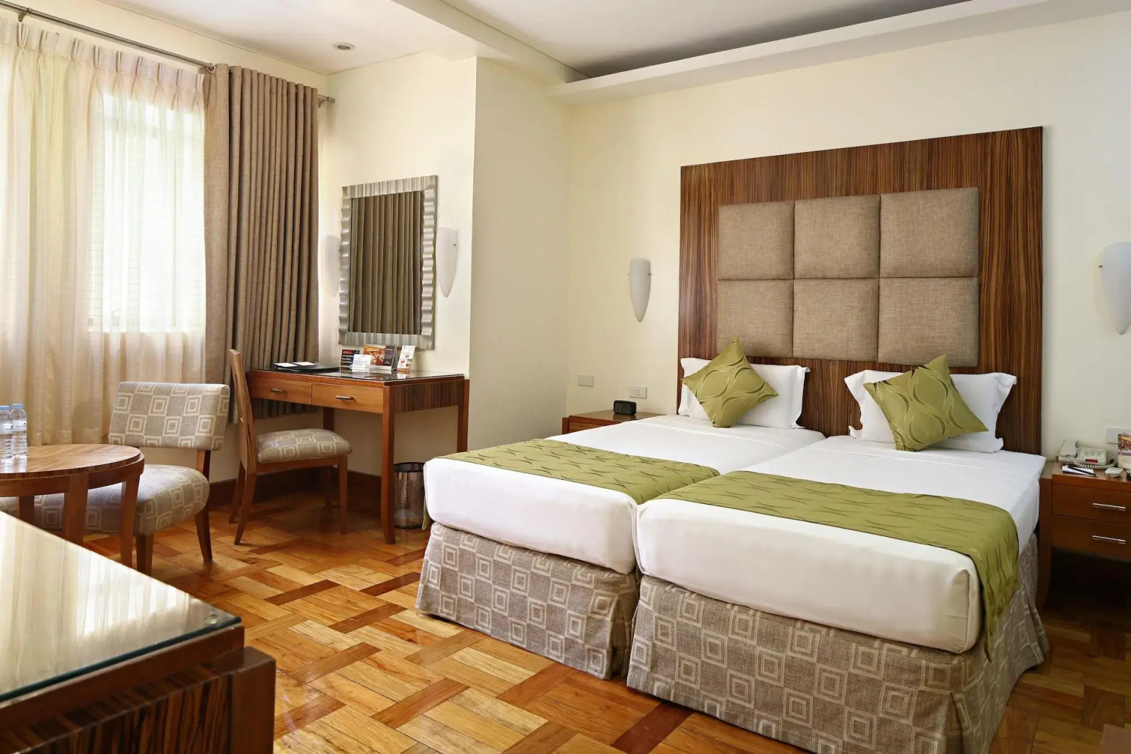 Отель City Garden Suites Manila