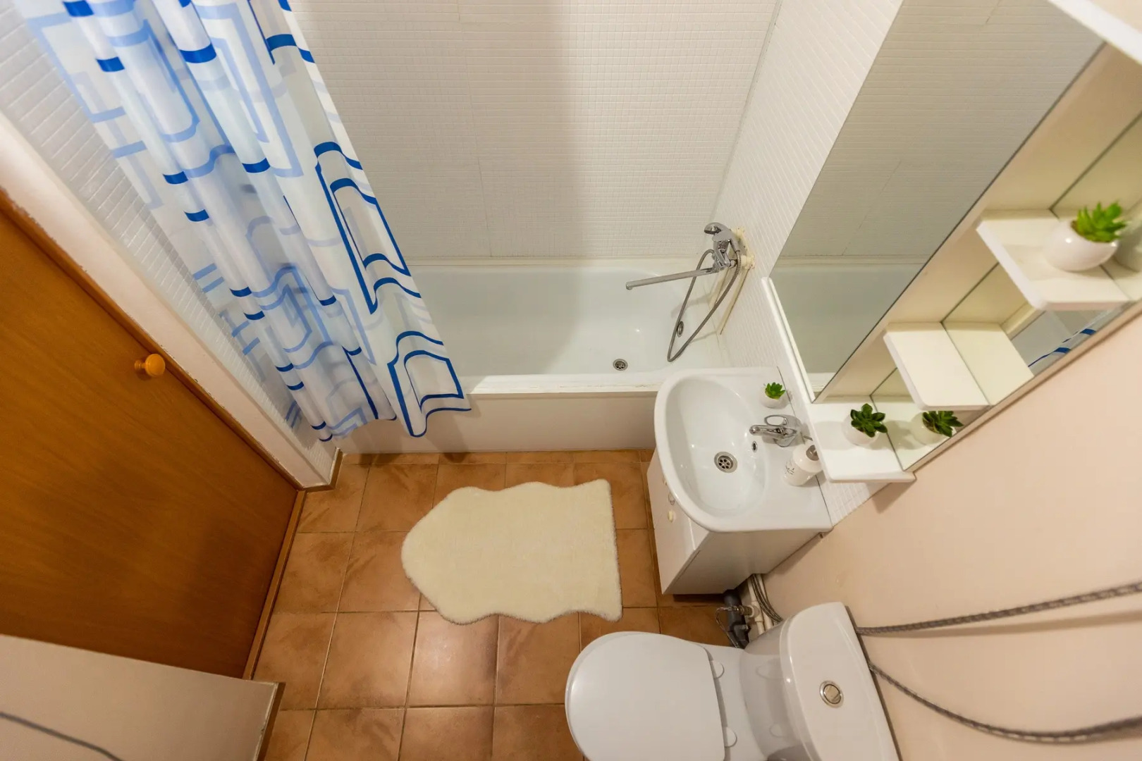 Апартаменты Сутки Уфа на Энтузиастов 11-241