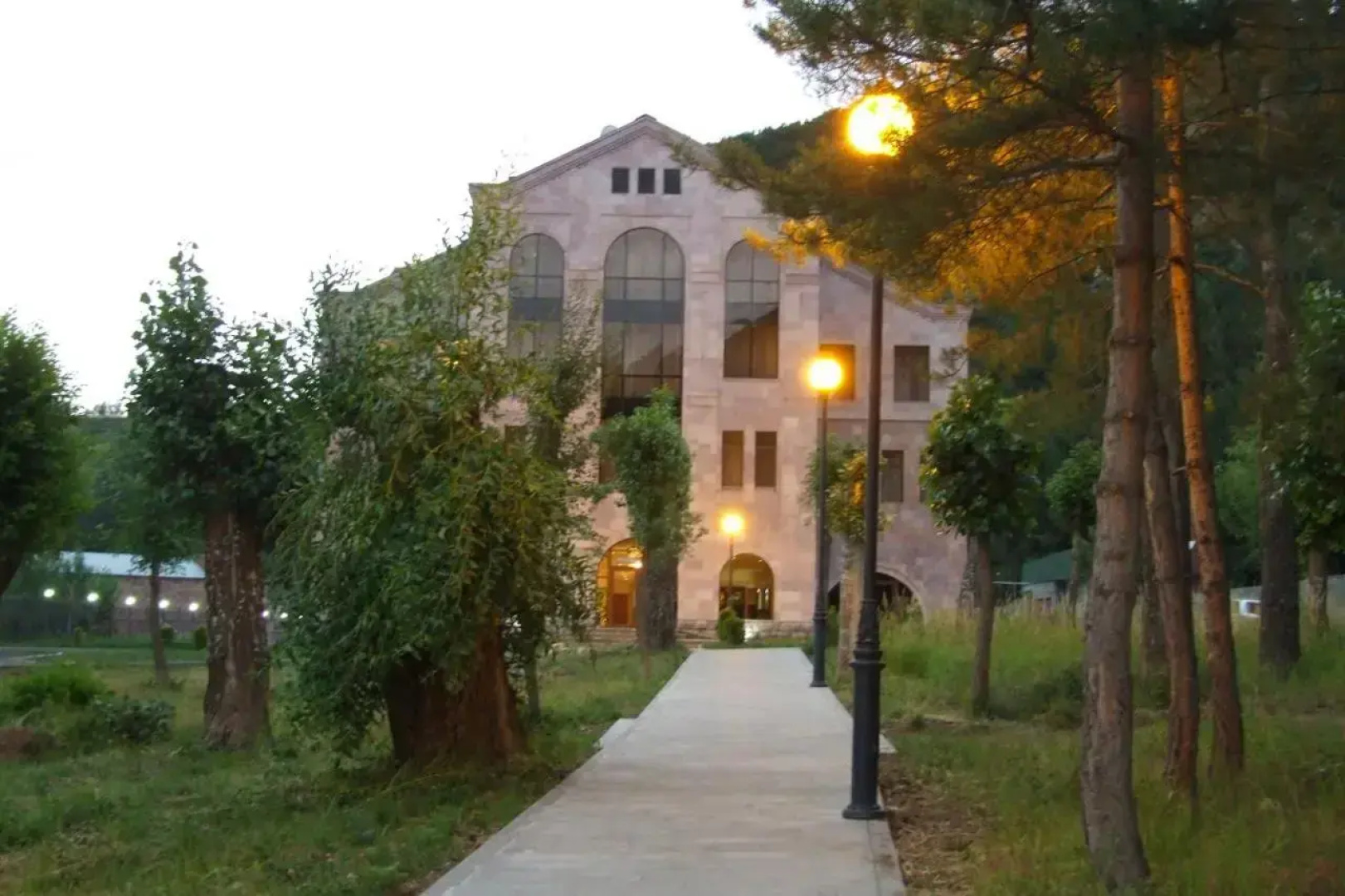 Отель Armenia