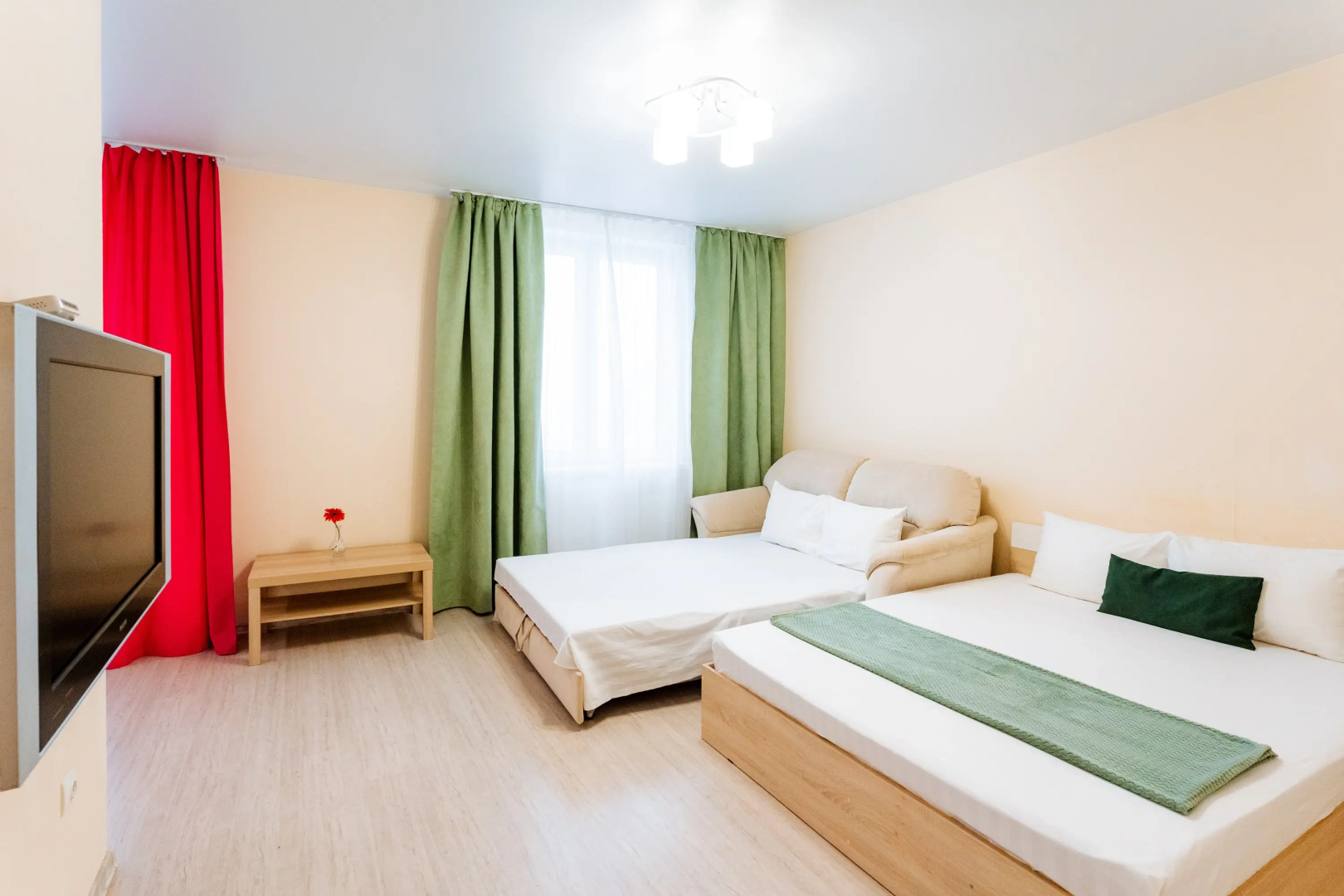 Апартаменты с Панорамным Видом в Центре Города