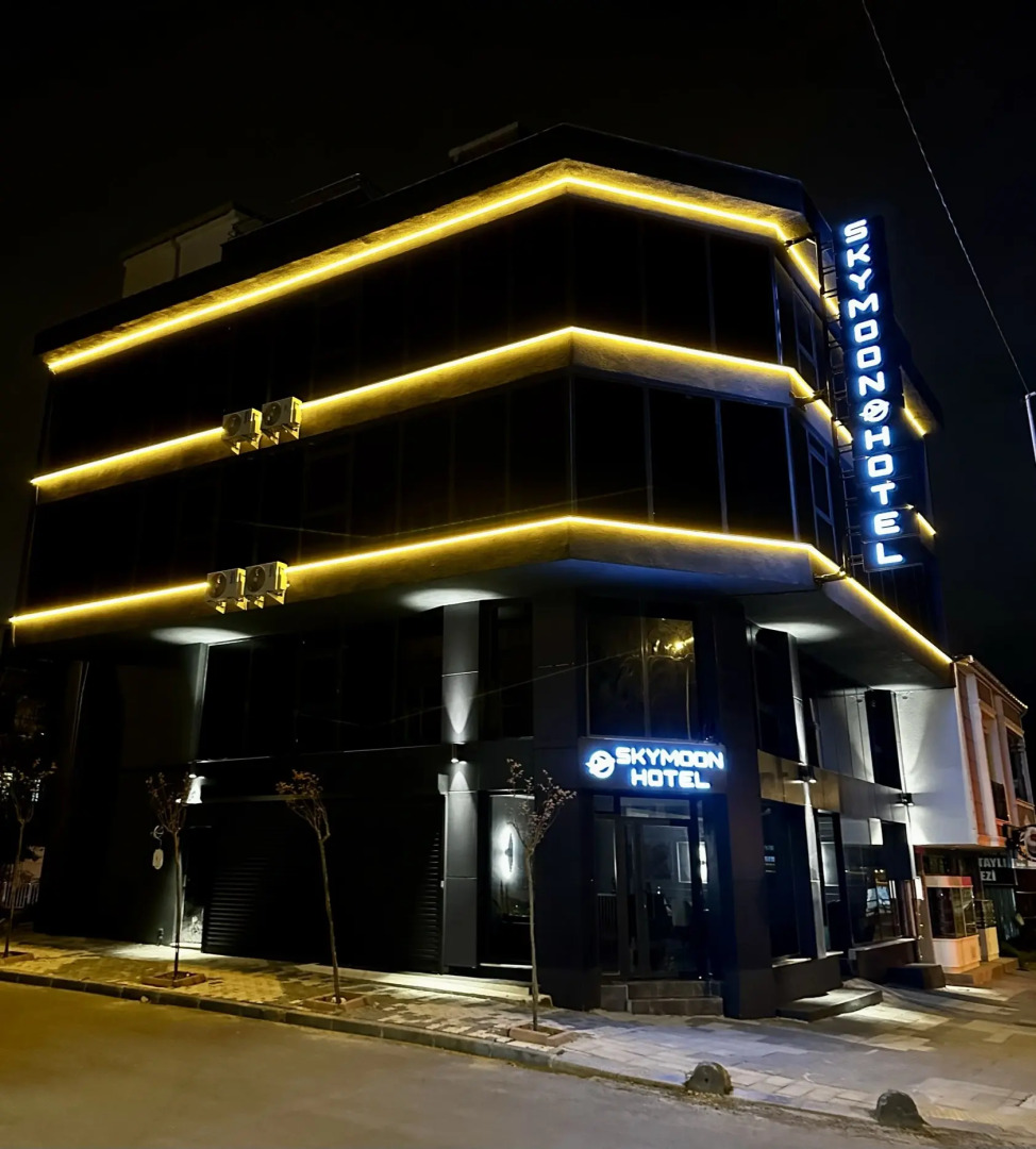 Skymoon Airport Hotel