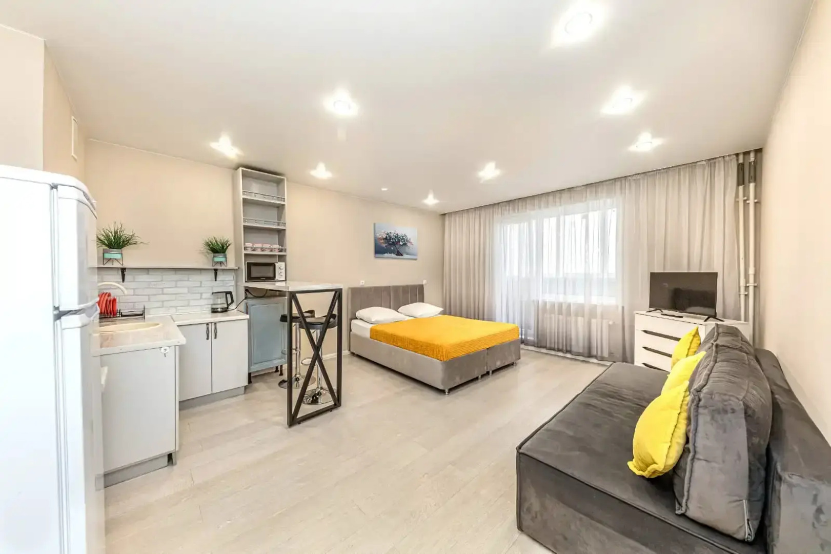 Квартира Уютная студия на Университетской Набережной