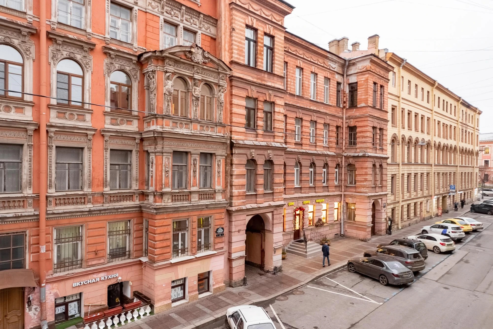 Квартира Дизайнерская евродвухкомнатная квартира в самом центре