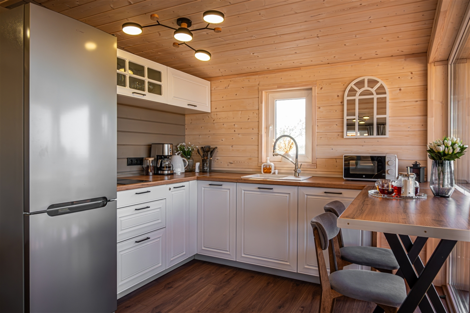 Гостевой дом Загородный с Купелью и Видом на Озеро