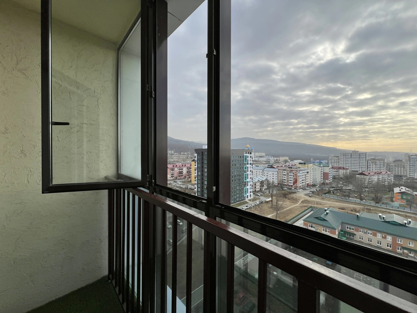 Апартаменты 1-ком Поповича 18-117 Сахалин центр КакДома