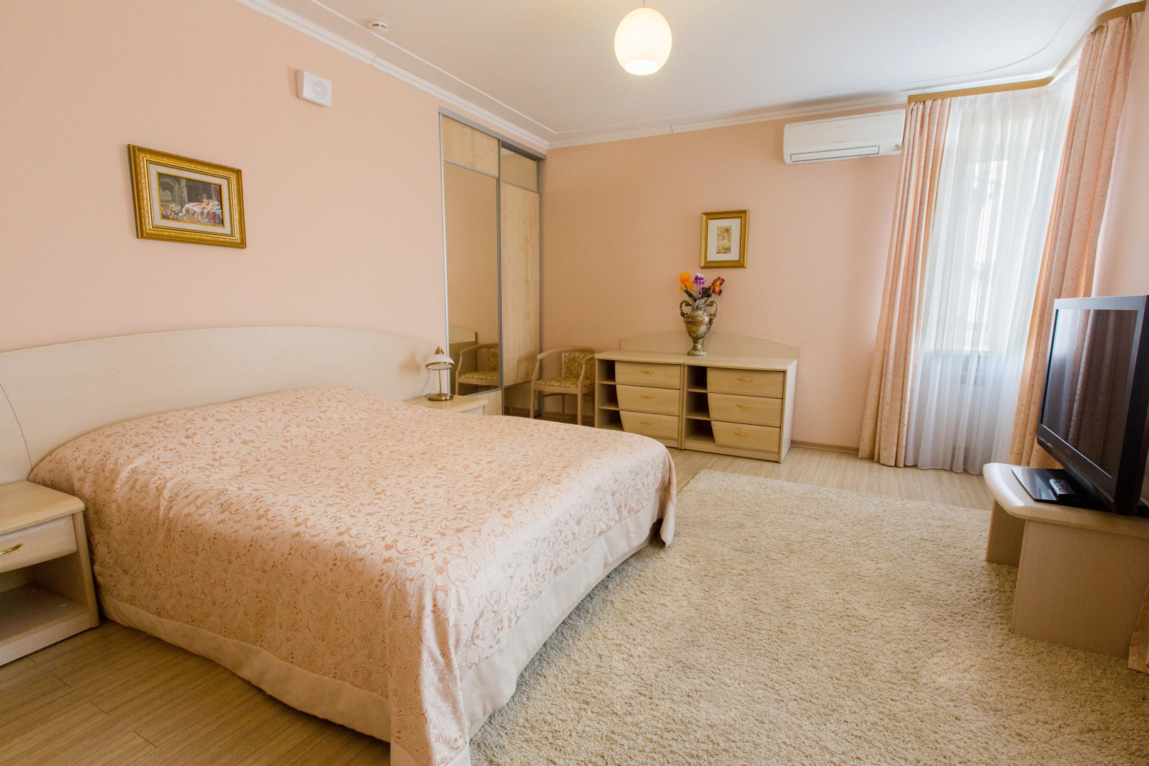 Отель Олимпия