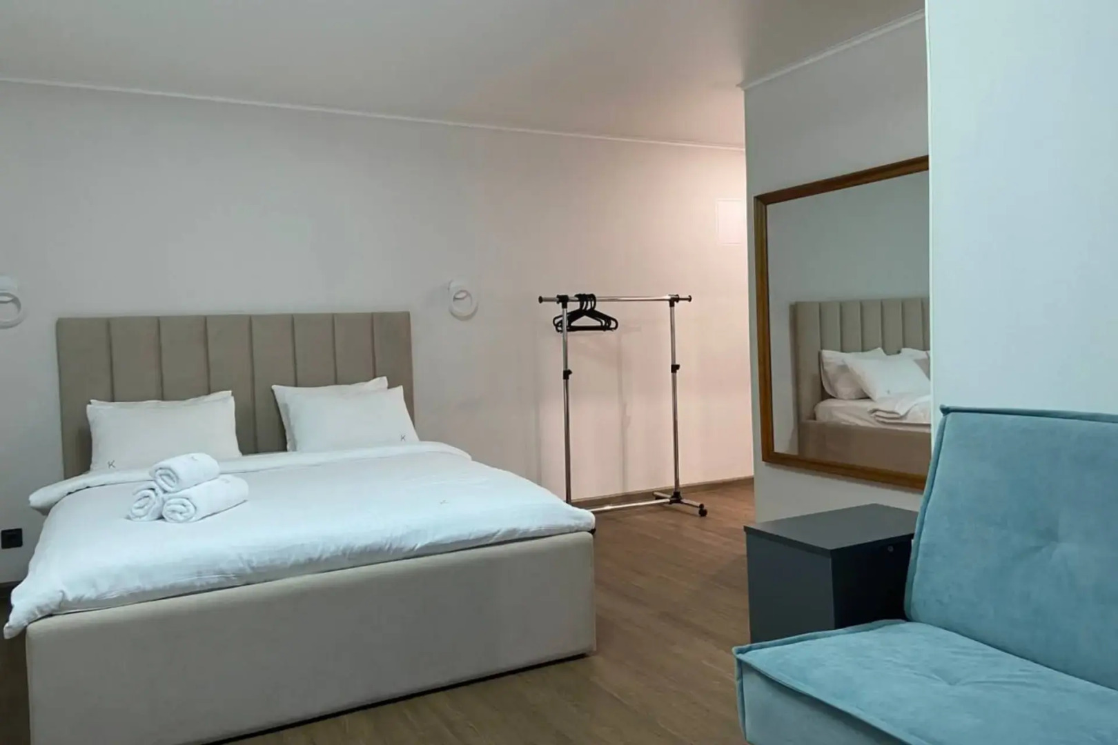 Квартира Делюкс с кухней на Сурикова 4