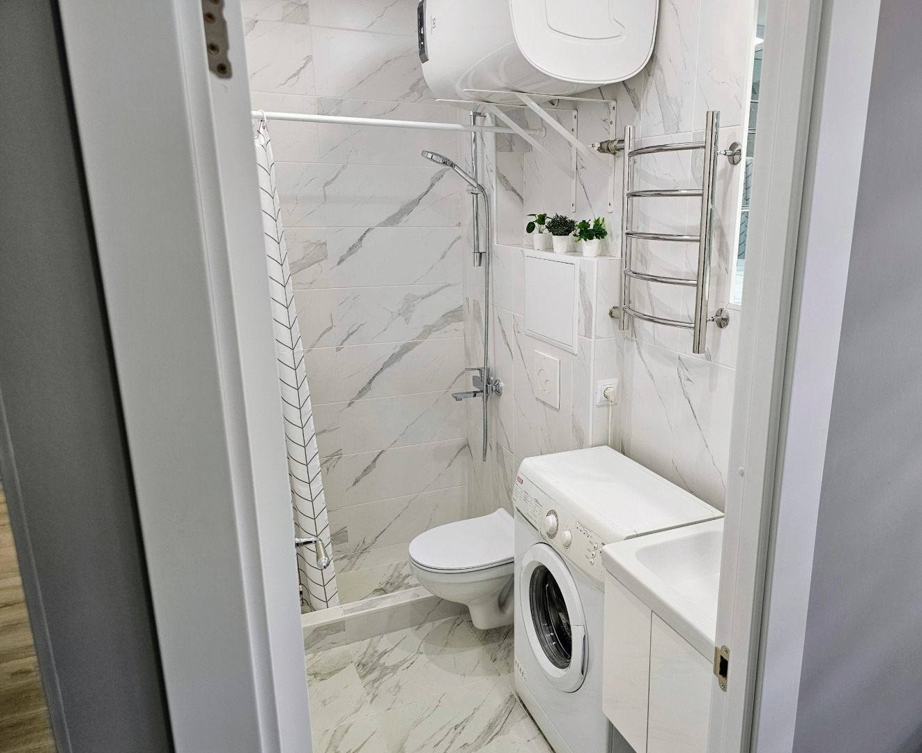 LirApartments Новые апартаменты в центре города