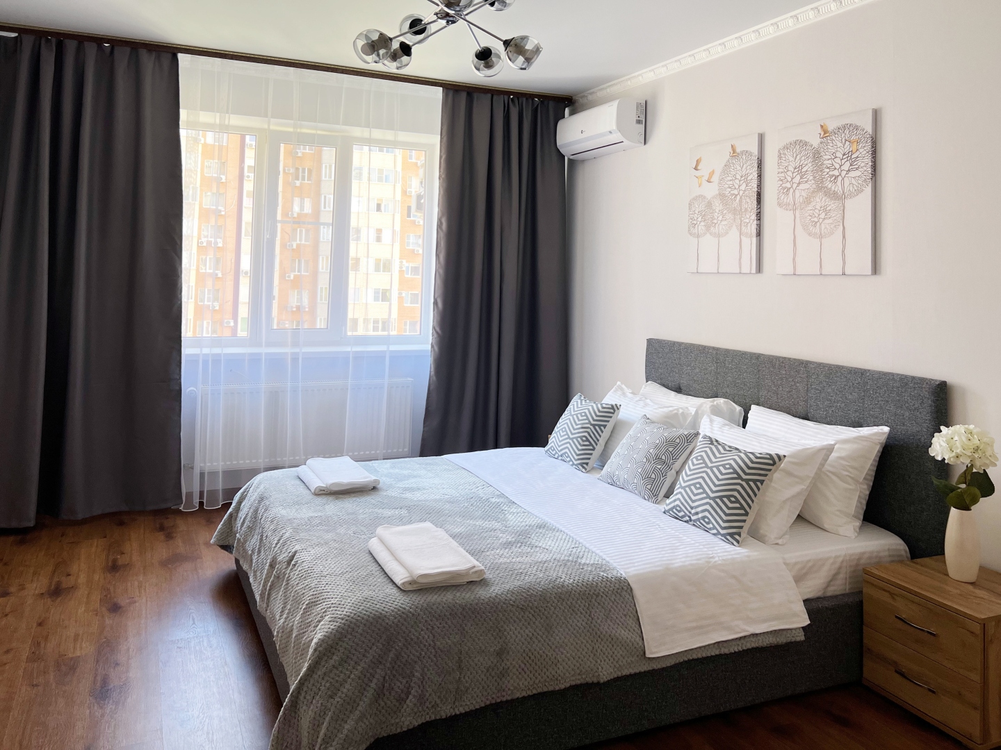 Апартаменты двухкомнатные Рио Апарт Парк Галицкого