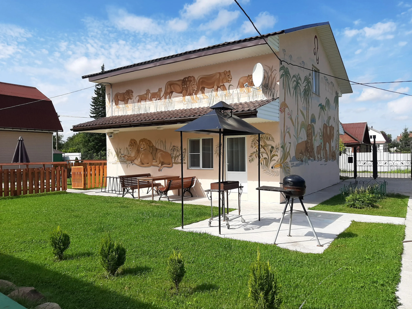 Частный дом Большая дача в Ушаках 1