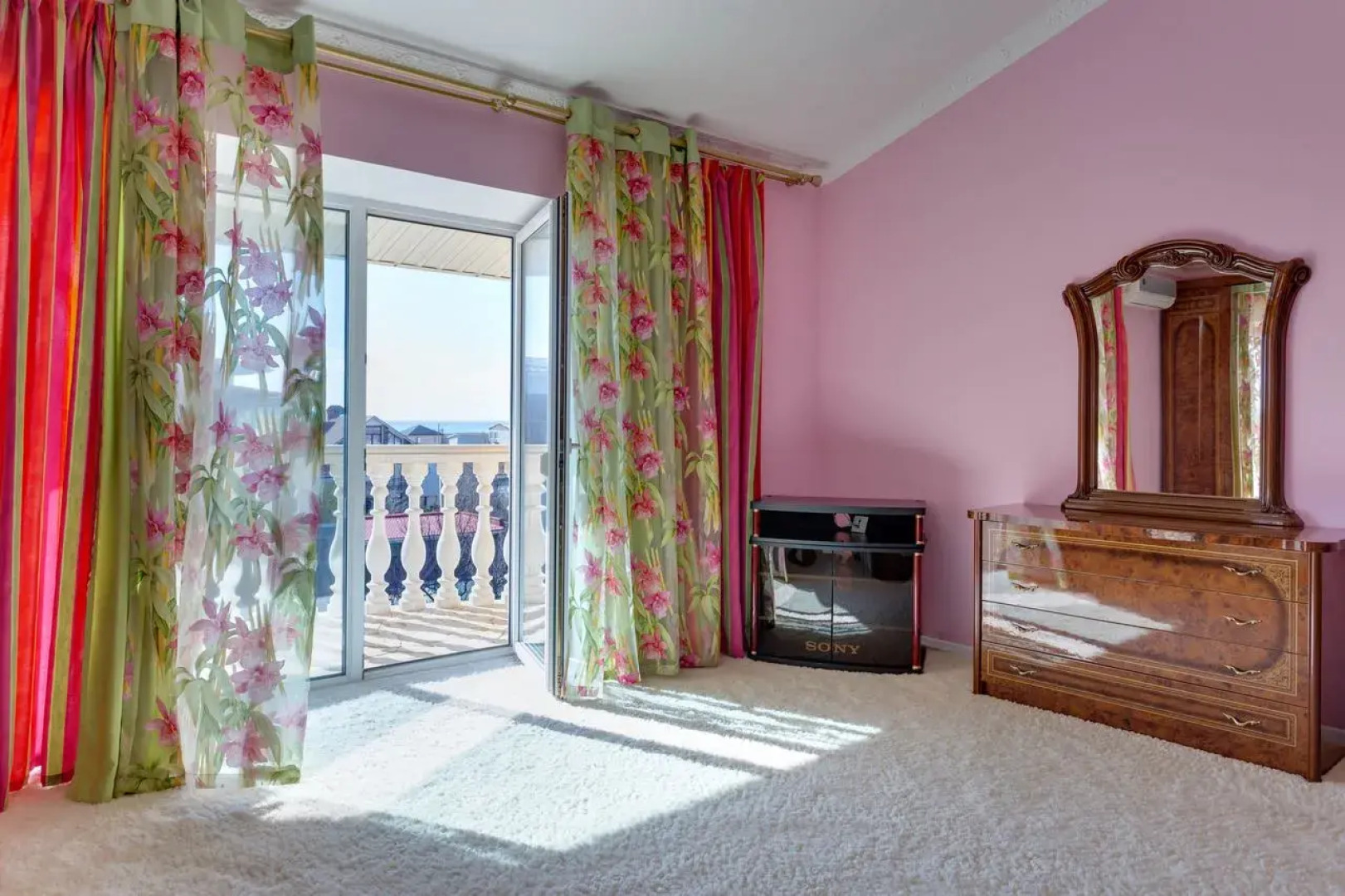 Вилла Аврора