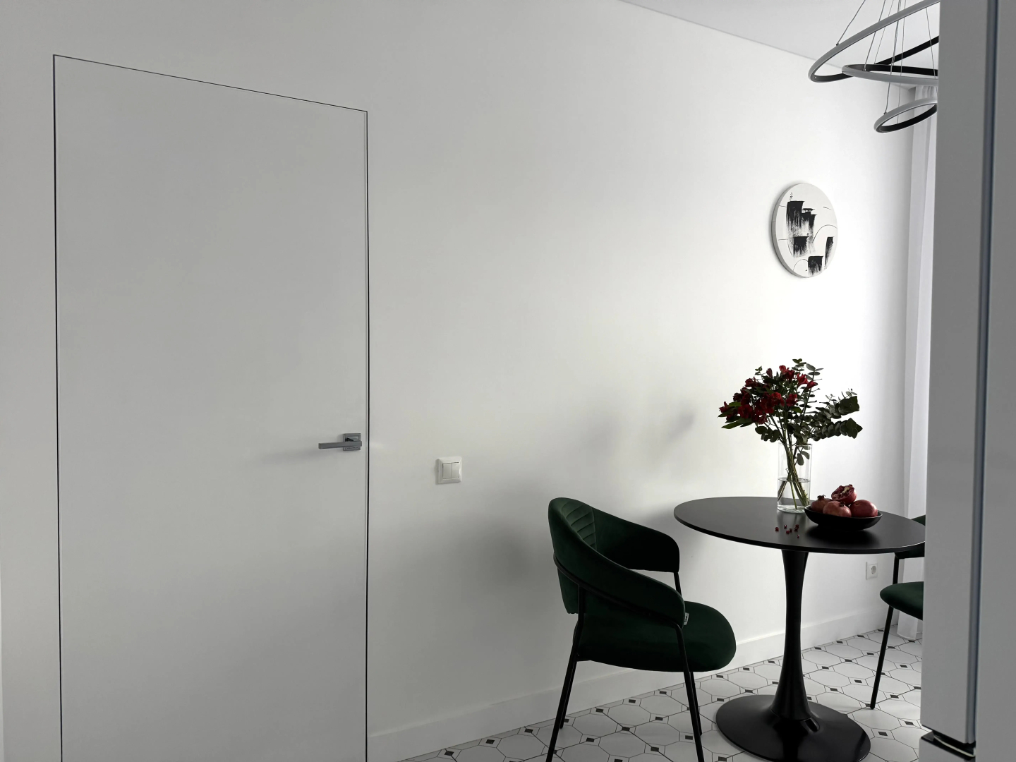 Квартира Стильная у метро Akadem