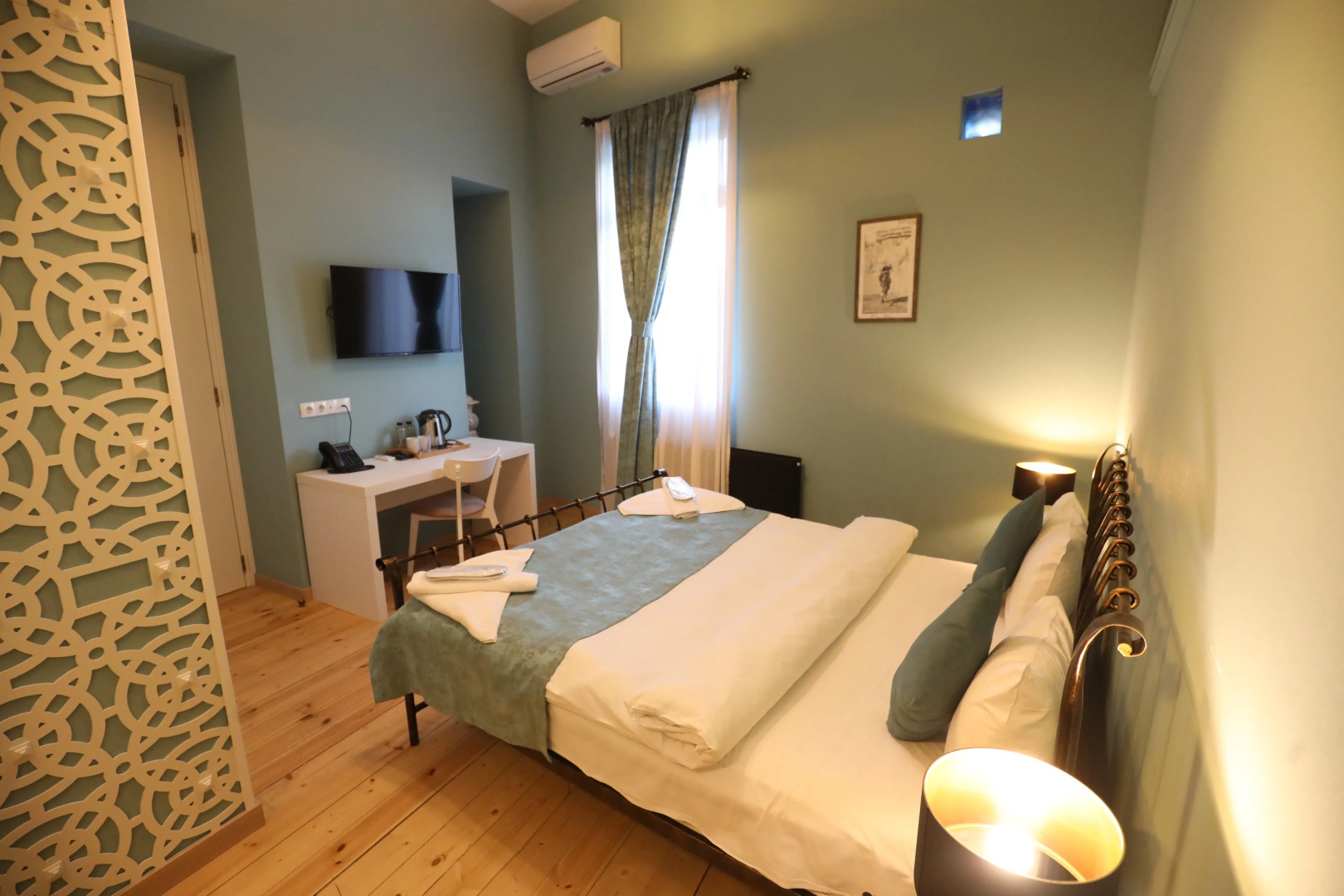 Отель История Тбилиси