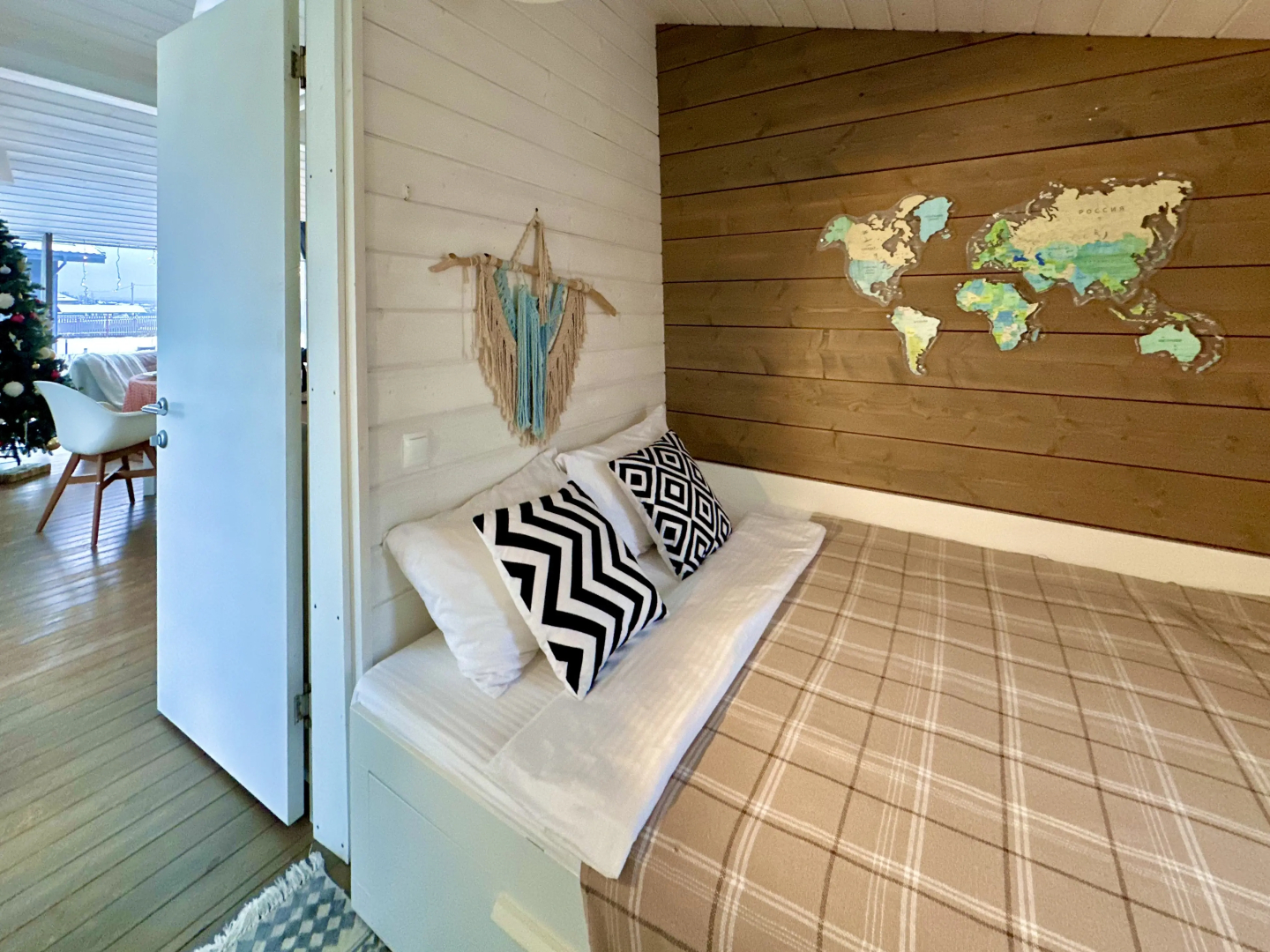 Частный дом уютный дубль у леса и поля