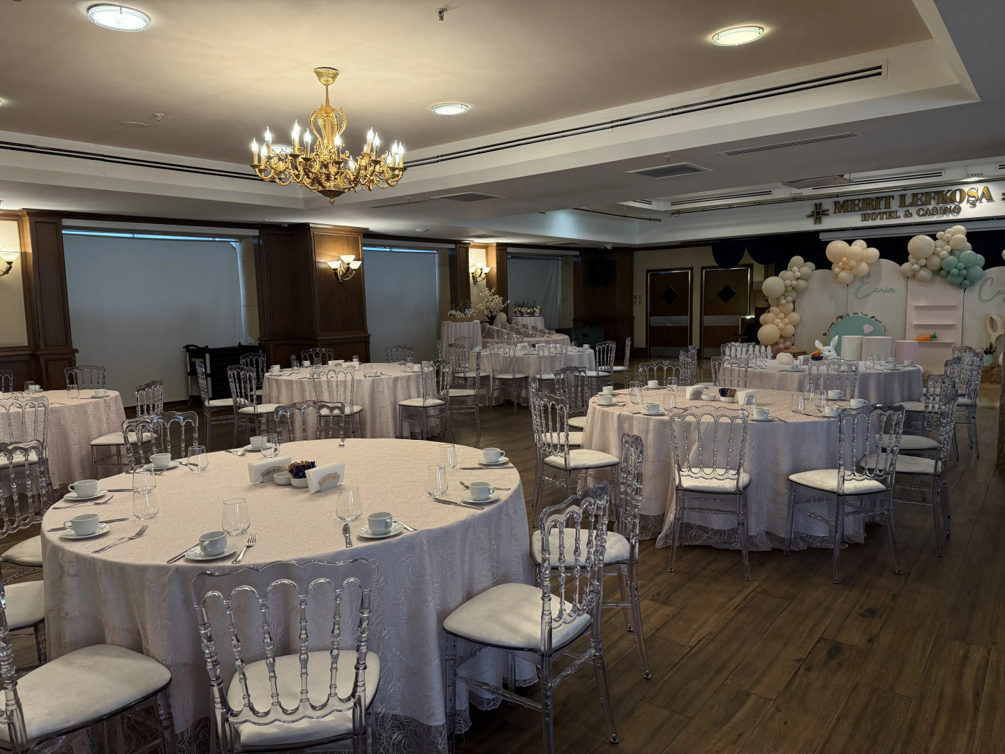 Merit Royal Gardens Hotel & Casino