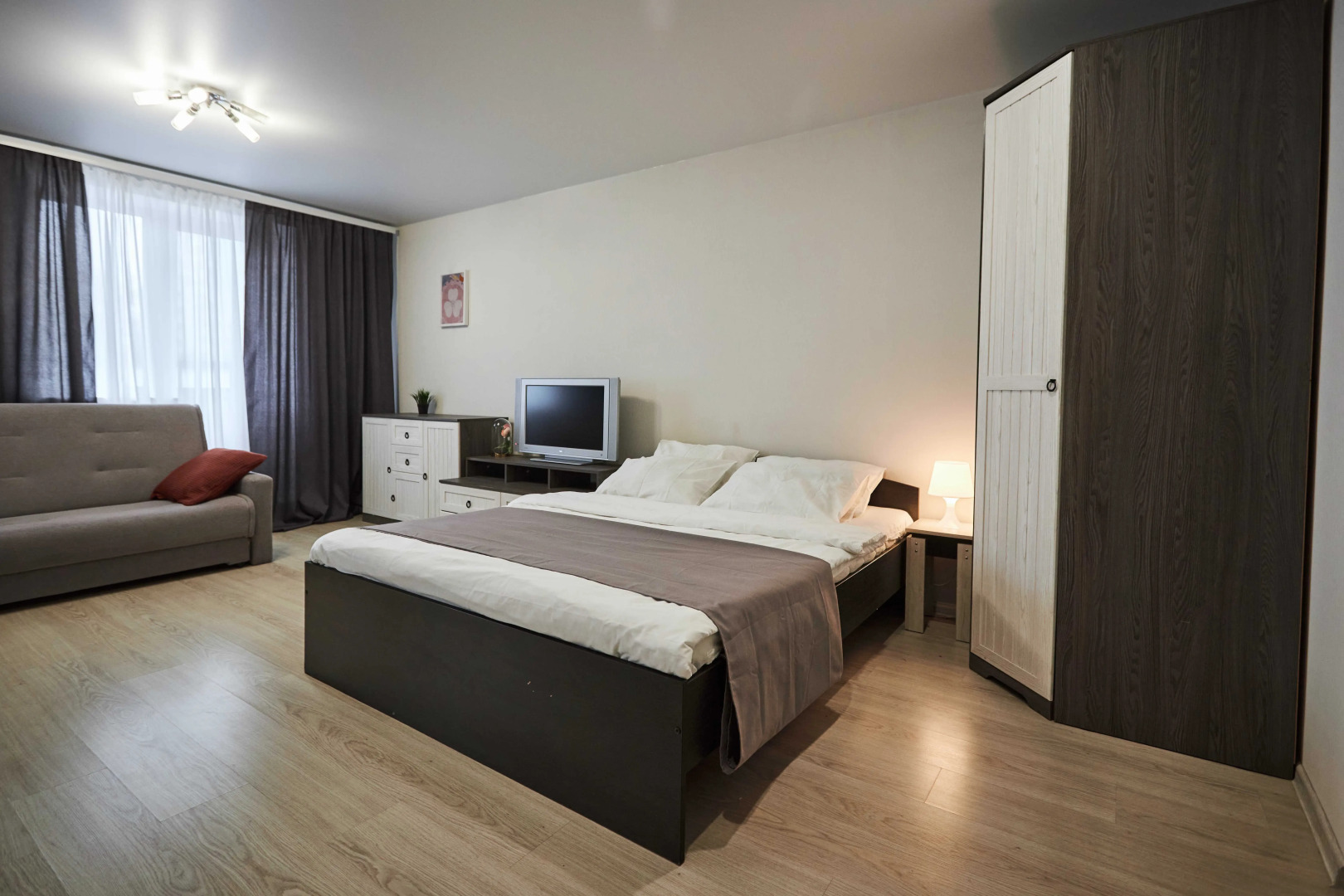 Апартаменты Санфировой 99